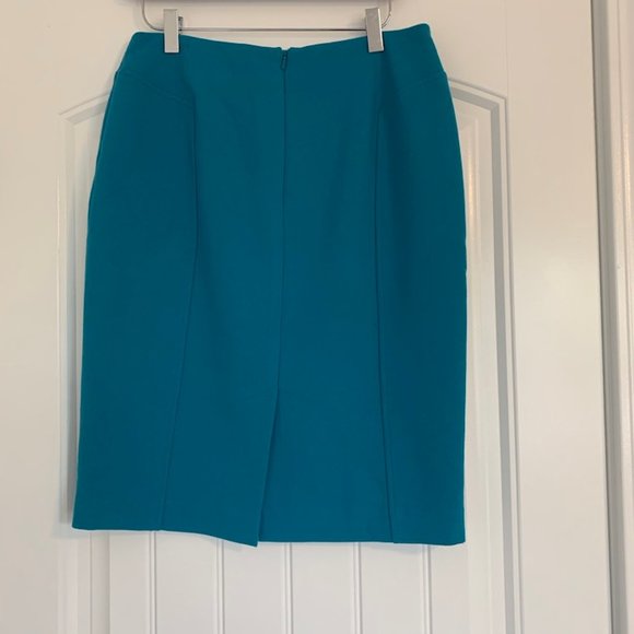 Halogen Pencil Skirt in Teal - Picture 2 of 4